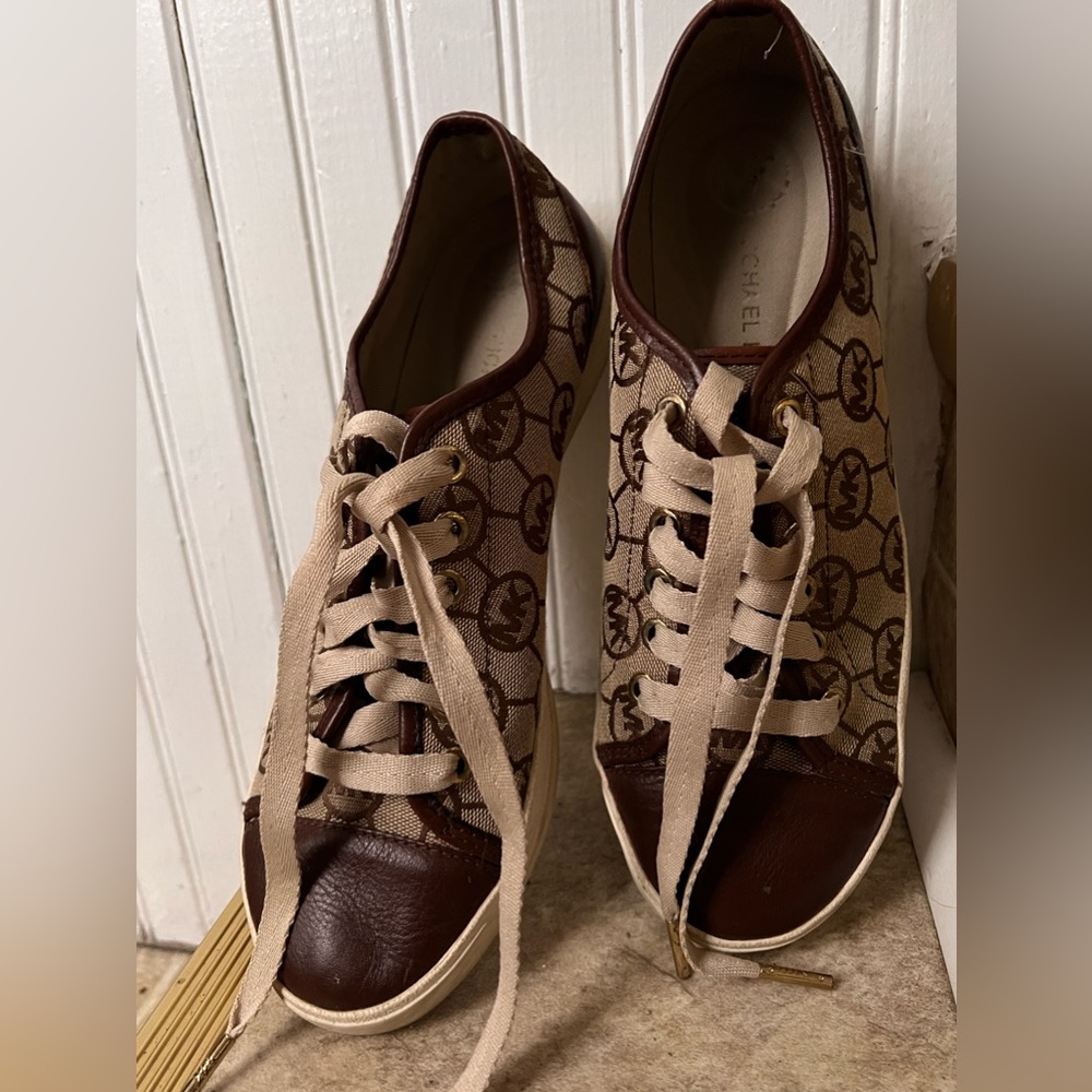 Michael Kors Sneakers